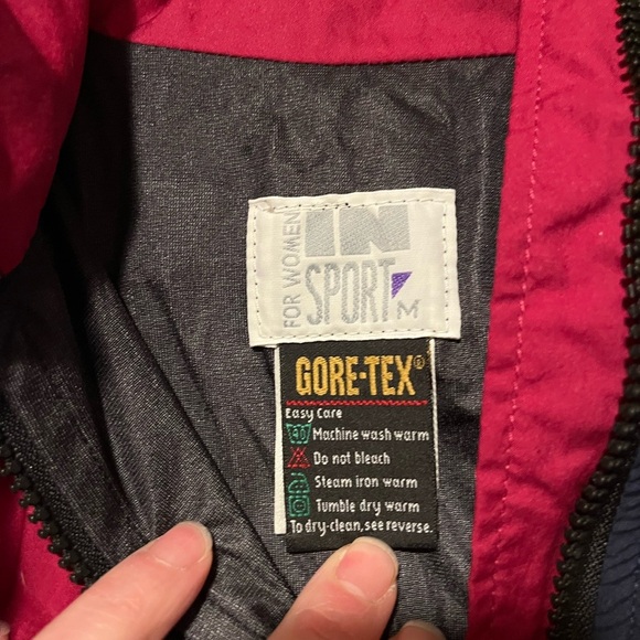 Vintage IN Sport Women’s jacket - Picture 3 of 7